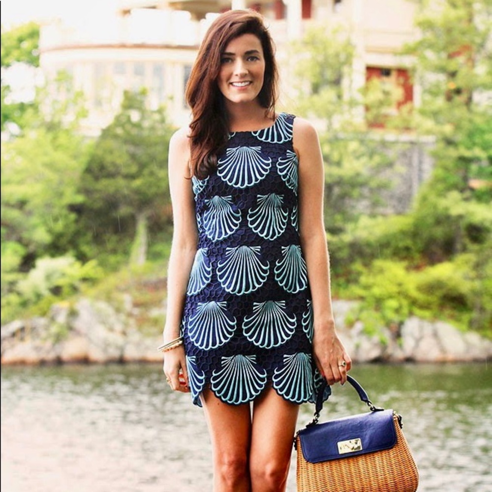NWOT Lilly Pulitzer Delia Scalloped Hem Shift Dress